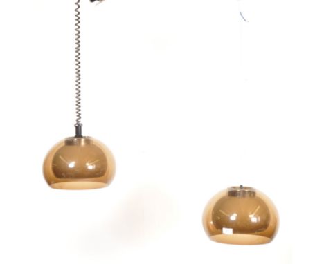 Fratelli Gianneli - A pair of 1960's Italian retro vintage mushroom ceiling light fixture / lamps. Both comprising of twin sh