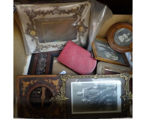 Vintage photograph frames etc 