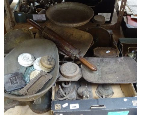 Grocer's scales and weights, a carving set etc 