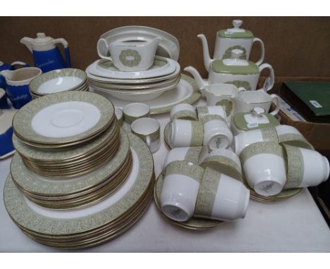 Royal Doulton Sonnet dinner service, matching coffee set and tea set 