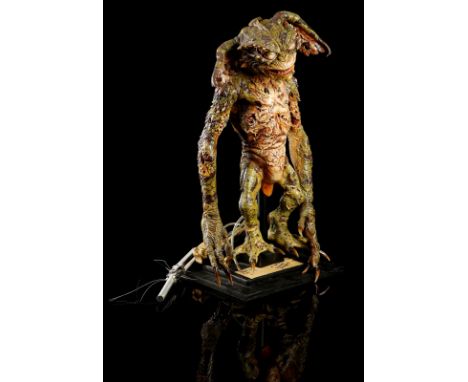 GREMLINS 2: THE NEW BATCH (1990) - Melting Gremlin Cable-Controlled Puppet A melting Gremlin puppet from Joe Dante's comedy s