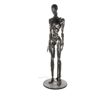 TERMINATOR 3:  RISE OF THE MACHINES (2003) - Full Size T-X Endoskeleton A full size T-X endoskeleton from Jonathan Mostow’s s