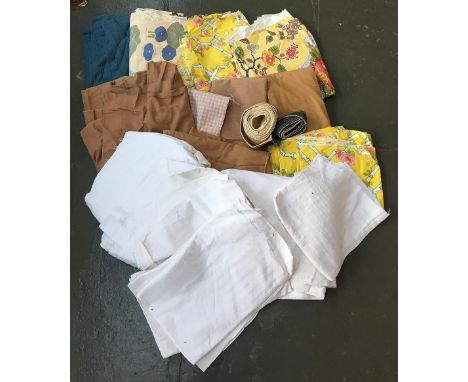 A quantity of fabric/textiles, various lengths 