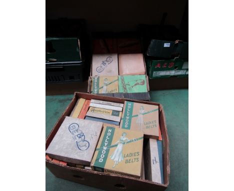 Two boxes of vintage empty Hollywood Ladies Belts boxes and some others 