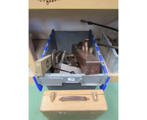 A box of mixed tools including block plane, cased moisture tester etc 