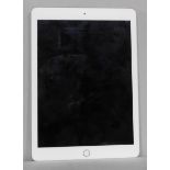 Apple iPad 6 WIFI 32GB Silver, Model Number A1893, Serial Number: F9FY2011JF8K (Engraved logo on