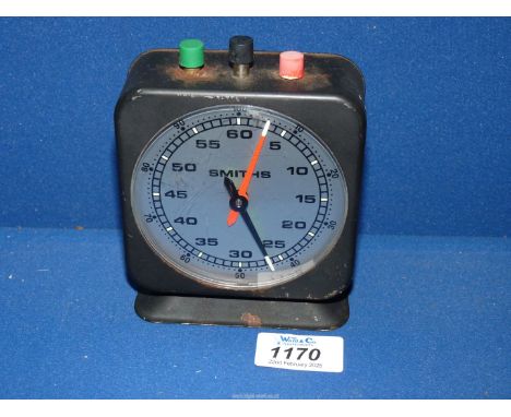 A Smiths dark room timer (working at time of lotting).