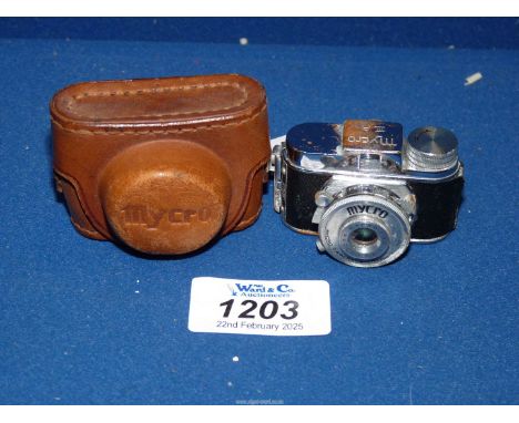 A Mycro IIIA subminiature Camera with Mycro Una 20mm f/4.5 Lens, complete with ever ready case, a/f.