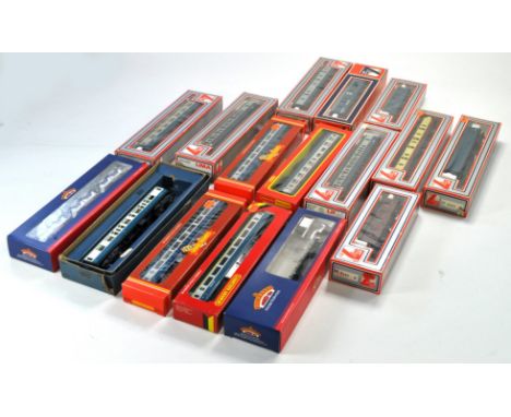 Model Railway issues comprising group of passenger coaches, wagons etc from Lima, Bachmann, Hornby. All appear very good to e