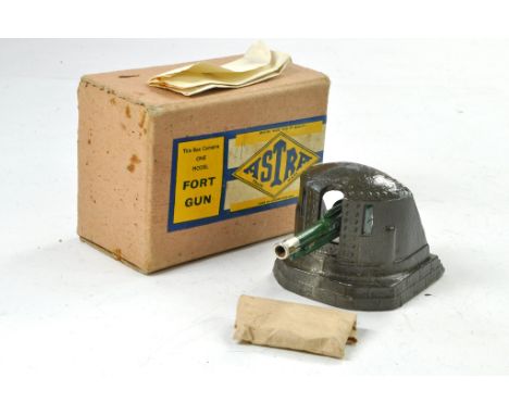 Astra Fort Gun, pre-war version in Gunmetal with Green Painted Gun Barrel. Minor age wear otherwise excellent, contained with