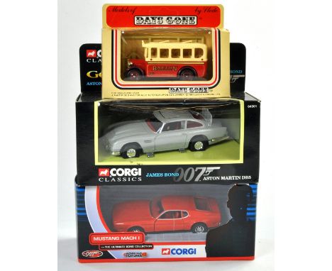 James Bond 007 duo of Diecast Corgi issues. Excellent in boxes. 