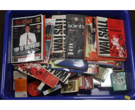 A LARGE COLLECTION OF VARIOUS TV RELATED, ADVERTISING, TOBACCO AND OTHER PLAYING CARDS, together with a quantity of mainly 19