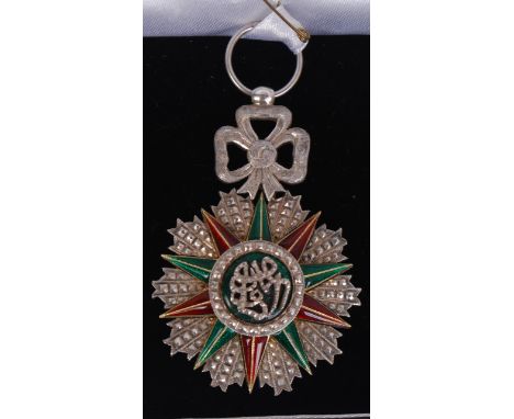 Order Of Glory, Nichan Iftikhar; original silver Turkish order medal. Lavish white metal decoration with enamel to centre. No