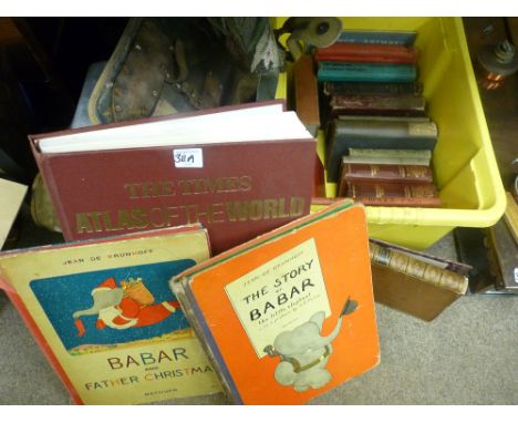 Quantity of antique and vintage books including 'Babar', 'Howitt's Remarkable Places' etc