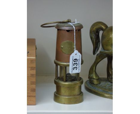 LAMP & LIMELIGHT CO. MINERS LAMP