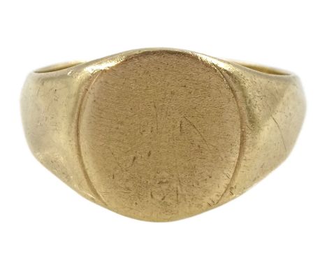 Early 20th century 9ct rose gold signet ring, Chester hallmarkCondition Report:Approx 3.95gm, size P-Q, date letter rubbed