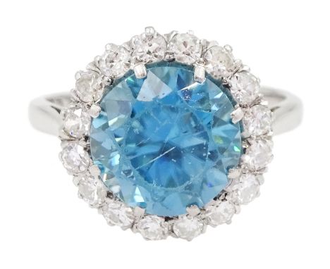 Early-mid 20th century 18ct white gold blue zircon and old cut diamond cluster ring, stampedCondition Report:Approx 3.3gm, si