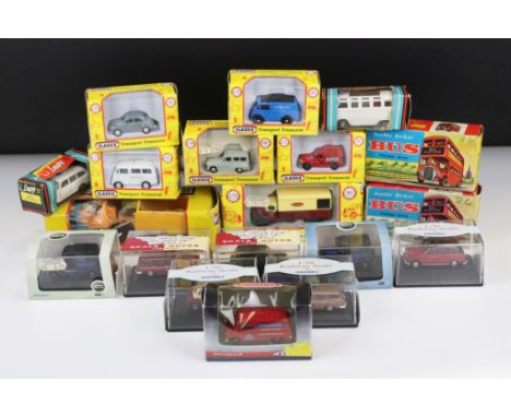 19 Boxed / cased diecast &amp; plastic models to include Triang Mighty Mini Tractor Trailer, 2 x Impy, 6 x Classix, 5 x Oxfor