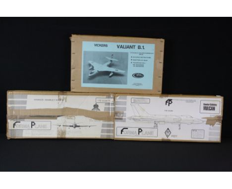 Three boxed Forma Plane 1:72 scale plastic aircraft model kits to include Hawker Siddeley Vulcan, Hawker Siddeley Nimrod and 