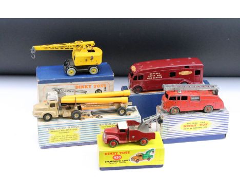 Five boxed Dinky commercial models to include 571 Coles Mobile Crane, 581 Horse Box 430 Breakdown Lorry (repainting), French 