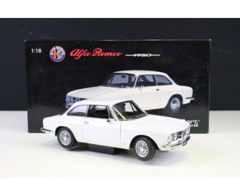 Boxed AutoArt Millennium 1/18 70106 Alfa Romeo 1750 GTV (white) RH Drive diecast model. Diecast ex, box gd-vg 
