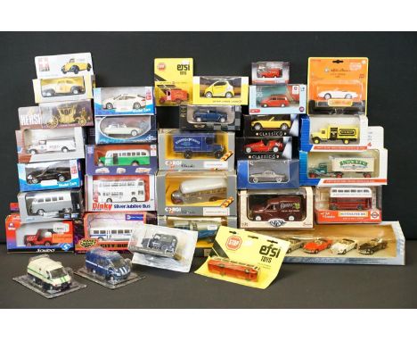 Collection of 32 boxed diecast models to include examples from Corgi, Dinky, Solido, American Highway Legends, diecast ex, bo