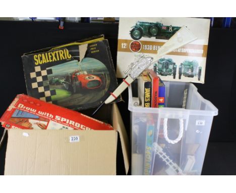 Collection of various mixed boxed and unboxed toys, games and diecast models to include boxed Scalextric Grand Prix Series, V