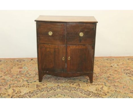 Georgian mahogany commode enclosed by four doors with brass handles, 69cm x 63cm x 39.5cm