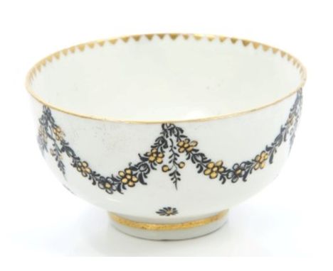 Very rare 18th century Lowestoft porcelain tea bowl from the Ludlow Service, painted in black and gold with floral festoons a