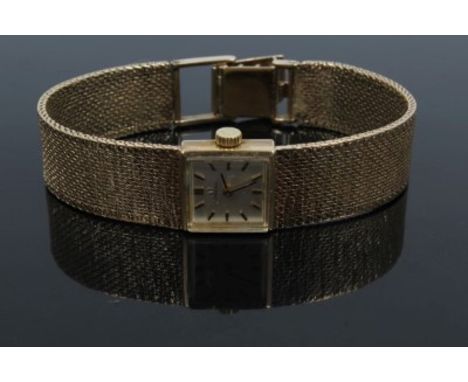 1960s ladies' Omega yellow gold (9ct) wristwatch with manual wind seventeen jewel movement numbered 25798061, with square sat