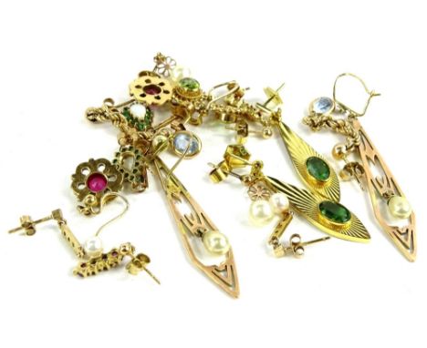 Nine pairs of gold and other earrings, to include mainly stone set examples, aqua marine drops, cultured pearl drops, garnet 