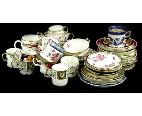 A quantity of cups and saucers, to include Royal Crown Derby, Royal Pinxton Roses, Royal Albert, Spode, Stamford Flowers etc.