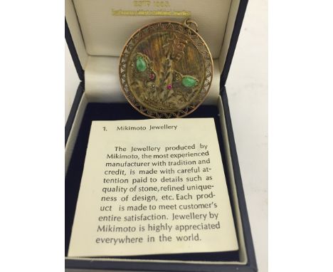 A 14k Chinese gold pendant with jade and ruby set quails (A/F)