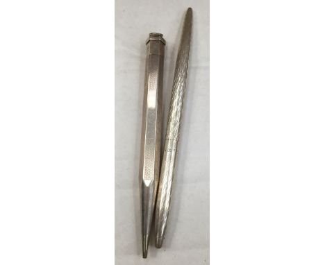 A Tiffany silver lidded pen and silver yard o' lead pencil