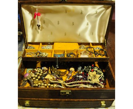 A faux leather rectangular jewellery box containing a quantity of assorted costume jewellery including rose quartz, micro mos