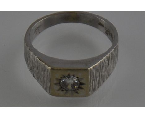 A gentleman's 18 carat white gold solitaire diamond dress ring