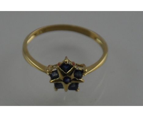 A 9ct sapphire star ring