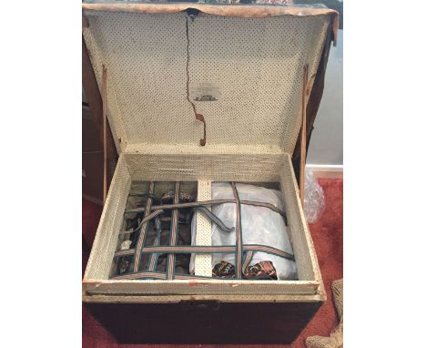 Nineteenth century trunk with Hull label.