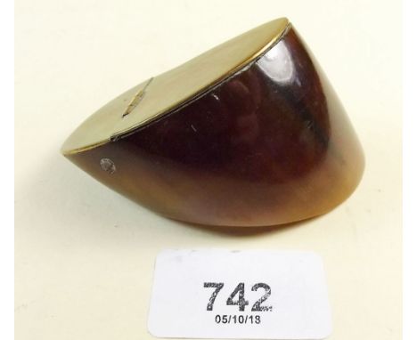 A 19th century horn and brass snuff box