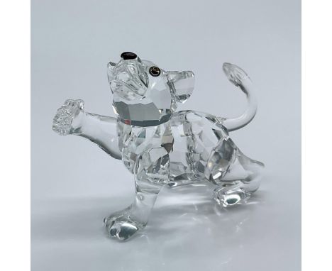 As a part of the African Wildlife collection, this cute crystal lion has a black nose and black eyes. This item has its origi