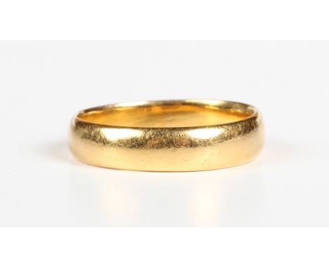 A 22ct gold wedding ring, London 1918, weight 4.5g, ring size approx N1/2.Buyer’s Premium 29.4% (including VAT @ 20%) of the 