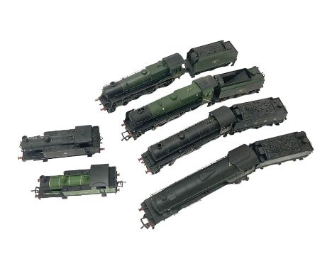 Bachmann ‘00’ gauge - six model steam locomotives comprising J72 Class 0-6-0 no.68723 in BR green; Class 3F 0-6-0 no.47310 in