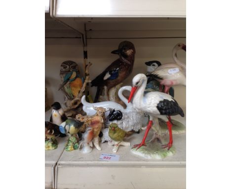 VARIOUS GOEBEL, BESWICK AND OTHER MODEL BIRDS M4