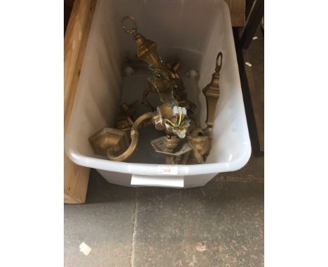 CEILING LIGHT FITTING