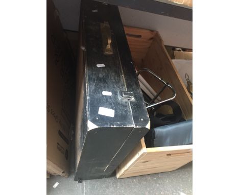 JOINERS TOOL BOX AND TOOLS