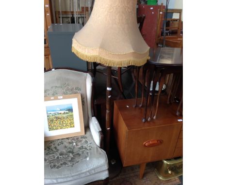 AN OAK STANDARD LAMP
