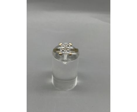 Four Stone Dimond 18ct White Gold Ring. 