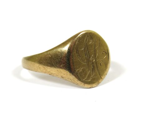 9ct Yellow Gold Mens Signet ring. Finger size Z-5   5.6g