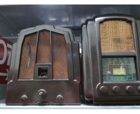 Vintage 1940's era Ferranti Valve Radio along with a similar speaker. Working condition unknown.( this Item is difficult to p