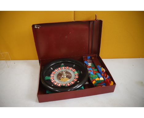 Vintage Roulette set with original box. See photos. 